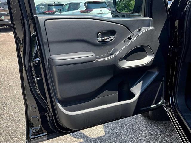 2025 Nissan Frontier King Cab SV 4x4