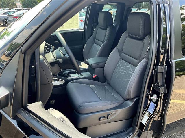 2025 Nissan Frontier King Cab SV 4x4