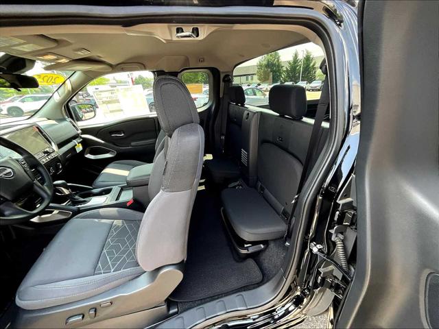 2025 Nissan Frontier King Cab SV 4x4