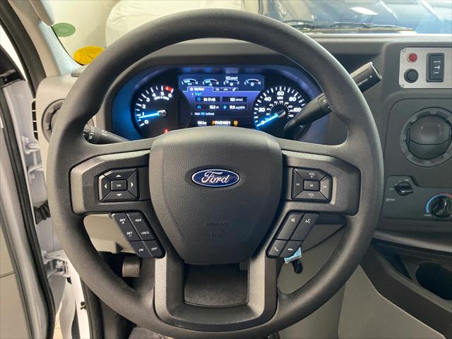 2026 Ford E-450 Cutaway E-450 DRW 158 WB