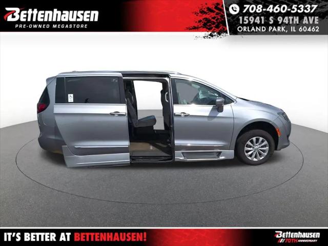 2018 Chrysler Pacifica Touring L Plus for sale in Orland Park, IL