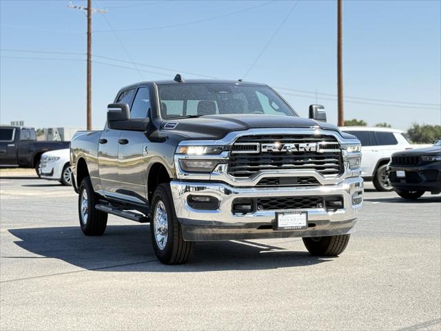 2026 RAM Ram 2500 RAM 2500 TRADESMAN CREW CAB 4X4 64 BOX