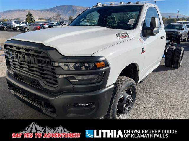 2026 RAM Ram 3500 Chassis Cab RAM 3500 TRADESMAN CHASSIS REGULAR CAB 4X4 84 CA 2026 RAM Ram 3500 Chassis Cab RAM 3500 TRADESMAN CHASSIS REGULAR CAB 4X4 84 CA