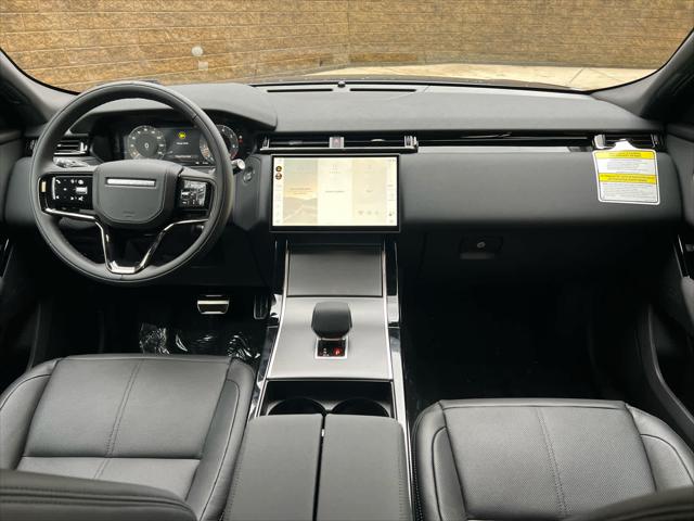 2025 Land Rover Range Rover Velar P250 Dynamic SE