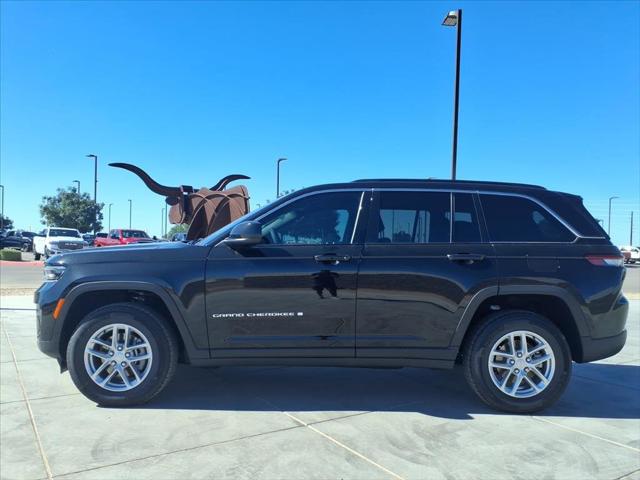 2025 Jeep Grand Cherokee GRAND CHEROKEE LAREDO X 4X4 2025 Jeep Grand Cherokee GRAND CHEROKEE LAREDO X 4X4