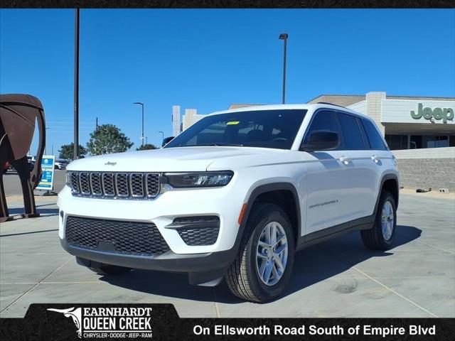 2025 Jeep Grand Cherokee GRAND CHEROKEE LAREDO X 4X4 2025 Jeep Grand Cherokee GRAND CHEROKEE LAREDO X 4X4