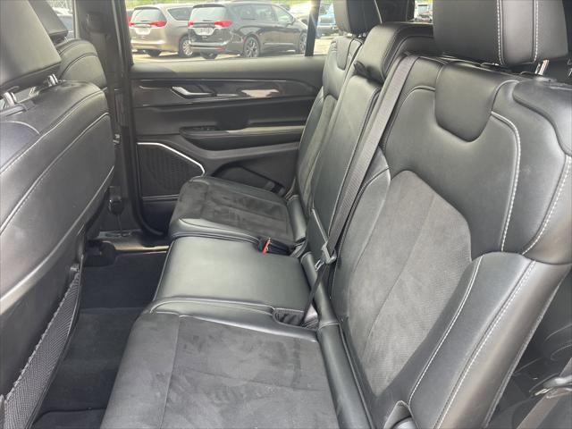 2022 Jeep Grand Cherokee L Altitude 4x4
