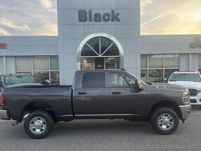 2026 RAM Ram 2500 RAM 2500 TRADESMAN CREW CAB 4X4 64 BOX