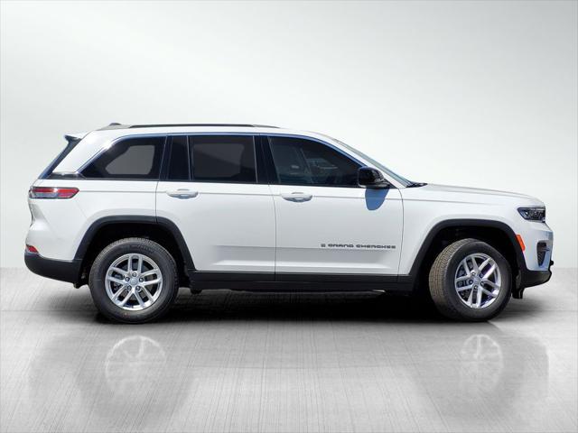 2025 Jeep Grand Cherokee GRAND CHEROKEE LAREDO X 4X4 2025 Jeep Grand Cherokee GRAND CHEROKEE LAREDO X 4X4