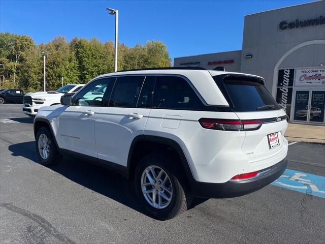 2025 Jeep Grand Cherokee GRAND CHEROKEE LAREDO X 4X4