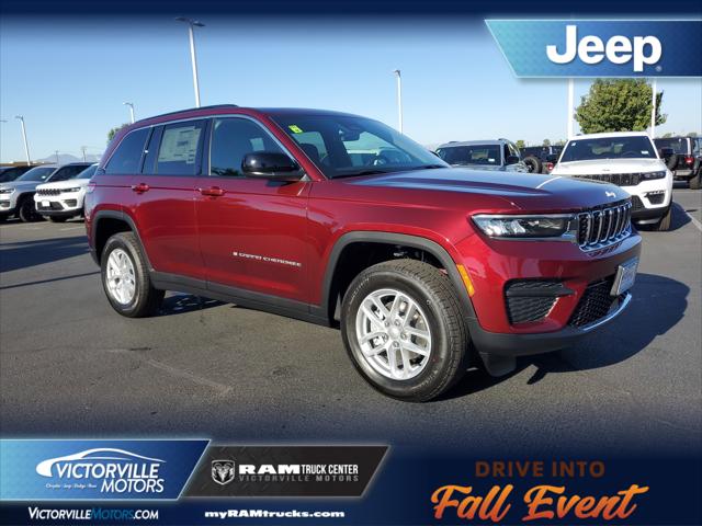 2025 Jeep Grand Cherokee GRAND CHEROKEE LAREDO X 4X4
