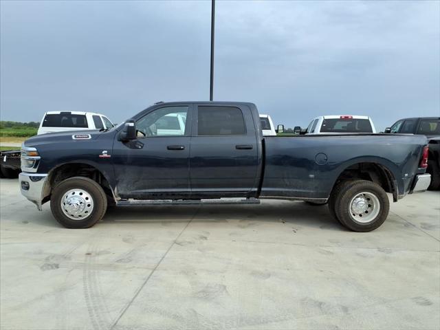 2026 RAM Ram 3500 RAM 3500 TRADESMAN CREW CAB 4X4 8 BOX