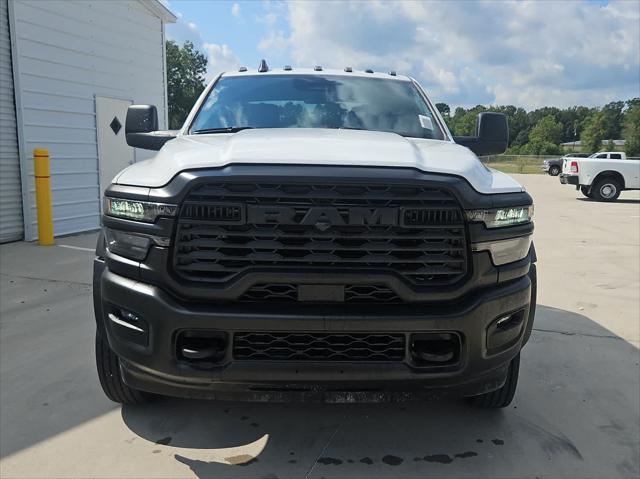 2026 RAM Ram 5500 Chassis Cab RAM 5500 TRADESMAN CHASSIS CREW CAB 4X4 84 CA 2026 RAM Ram 5500 Chassis Cab RAM 5500 TRADESMAN CHASSIS CREW CAB 4X4 84 CA