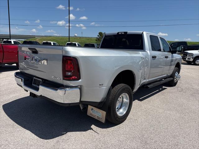 2026 RAM Ram 3500 RAM 3500 TRADESMAN CREW CAB 4X4 8 BOX