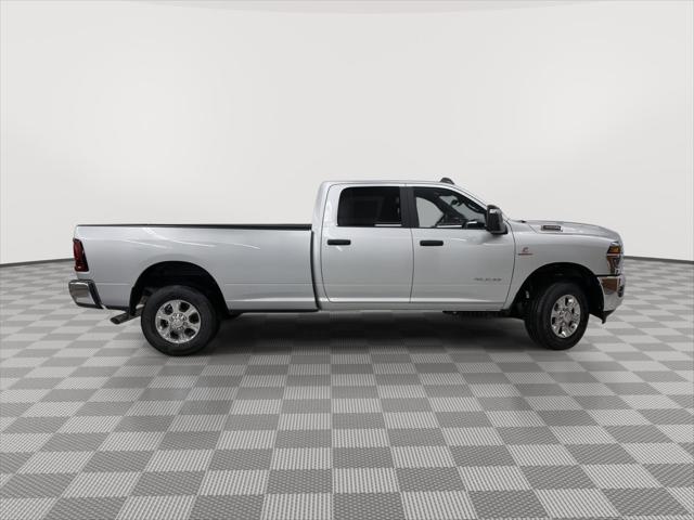 2026 RAM Ram 3500 RAM 3500 BIG HORN CREW CAB 4X4 8 BOX