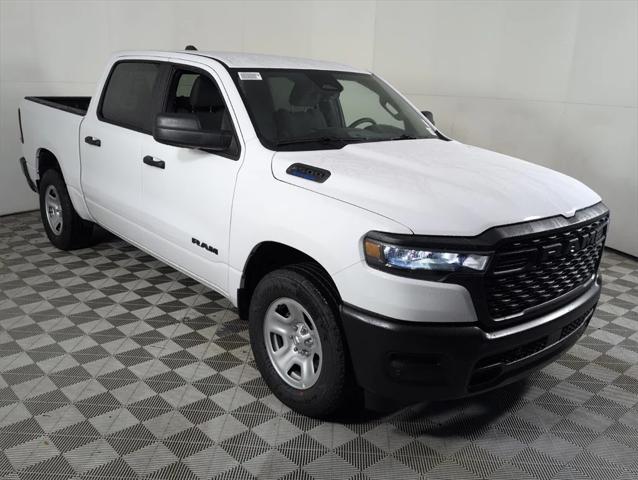 2025 RAM Ram 1500 RAM 1500 TRADESMAN CREW CAB 4X2 57 BOX 2025 RAM Ram 1500 RAM 1500 TRADESMAN CREW CAB 4X2 57 BOX