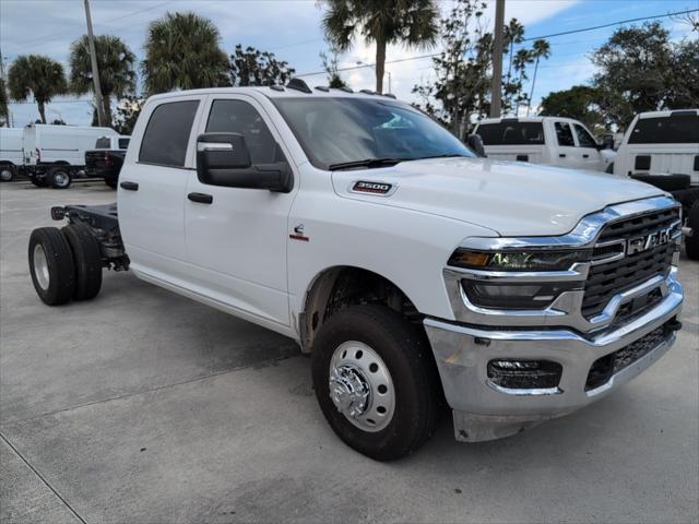 2026 RAM Ram 3500 Chassis Cab RAM 3500 TRADESMAN CREW CAB CHASSIS 4X4 60 CA 2026 RAM Ram 3500 Chassis Cab RAM 3500 TRADESMAN CREW CAB CHASSIS 4X4 60 CA