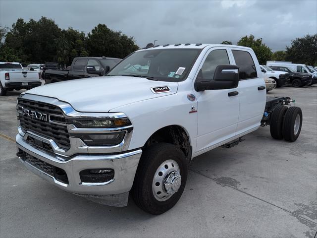 2026 RAM Ram 3500 Chassis Cab RAM 3500 TRADESMAN CREW CAB CHASSIS 4X4 60 CA 2026 RAM Ram 3500 Chassis Cab RAM 3500 TRADESMAN CREW CAB CHASSIS 4X4 60 CA