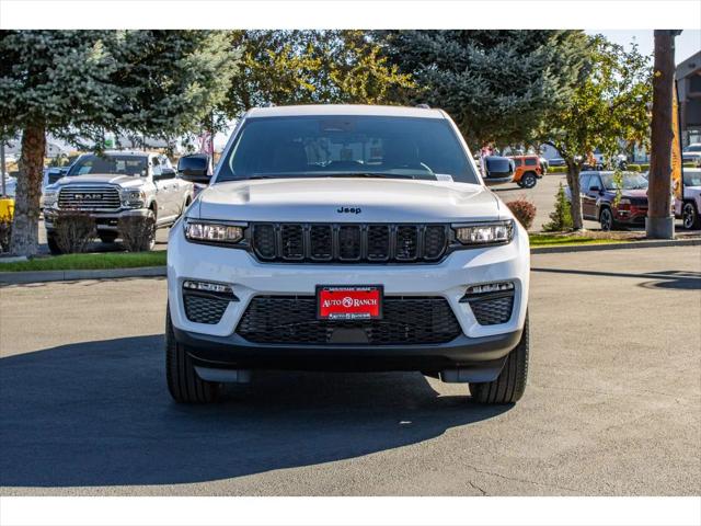 2025 Jeep Grand Cherokee GRAND CHEROKEE LIMITED 4X4 2025 Jeep Grand Cherokee GRAND CHEROKEE LIMITED 4X4