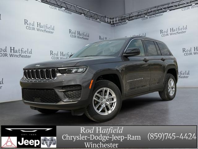 2025 Jeep Grand Cherokee GRAND CHEROKEE LAREDO X 4X4