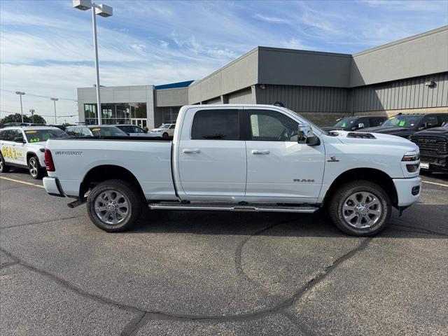 2026 RAM Ram 3500 RAM 3500 LARAMIE CREW CAB 4X4 64 BOX
