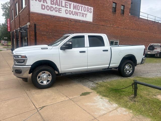 2026 RAM Ram 2500 RAM 2500 TRADESMAN CREW CAB 4X4 64 BOX