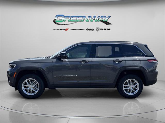 2025 Jeep Grand Cherokee GRAND CHEROKEE LAREDO X 4X4