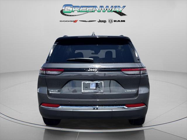 2025 Jeep Grand Cherokee GRAND CHEROKEE LAREDO X 4X4