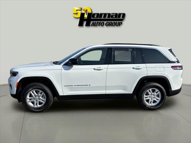 2025 Jeep Grand Cherokee GRAND CHEROKEE LAREDO 4X4