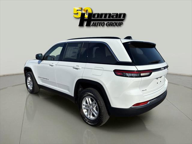 2025 Jeep Grand Cherokee GRAND CHEROKEE LAREDO 4X4