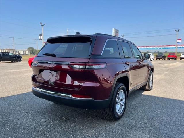 2025 Jeep Grand Cherokee Laredo X 4x4
