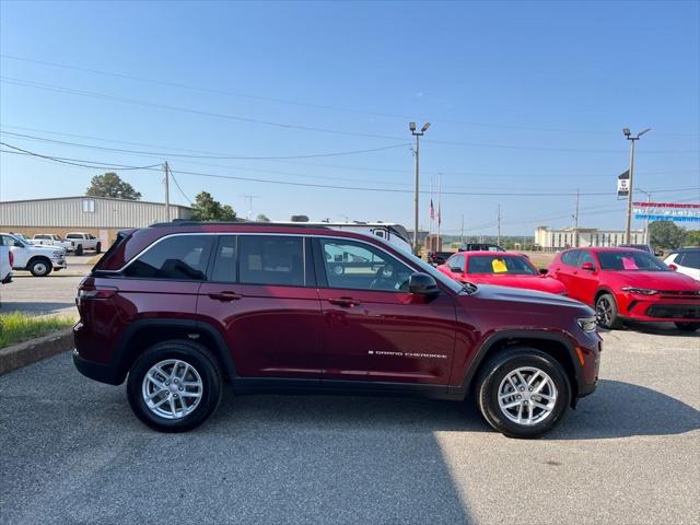 2025 Jeep Grand Cherokee Laredo X 4x4