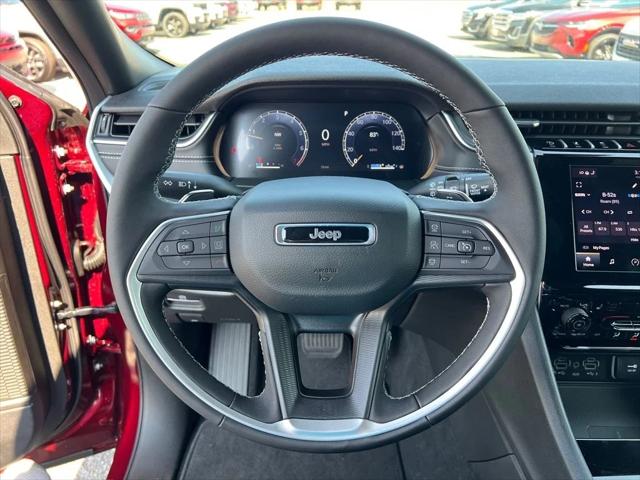 2025 Jeep Grand Cherokee Laredo X 4x4