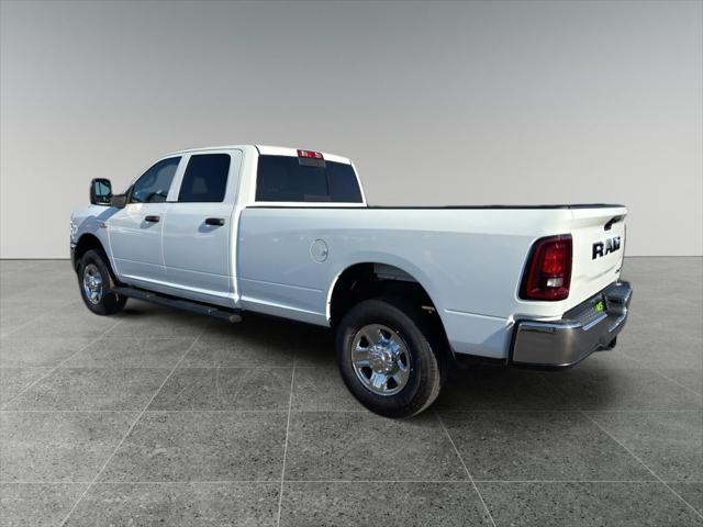2026 RAM Ram 3500 RAM 3500 TRADESMAN CREW CAB 4X4 8 BOX
