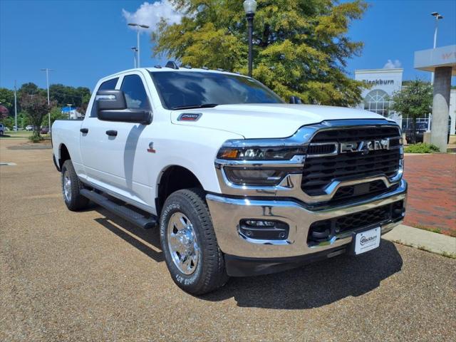 2026 RAM Ram 2500 RAM 2500 TRADESMAN CREW CAB 4X4 64 BOX