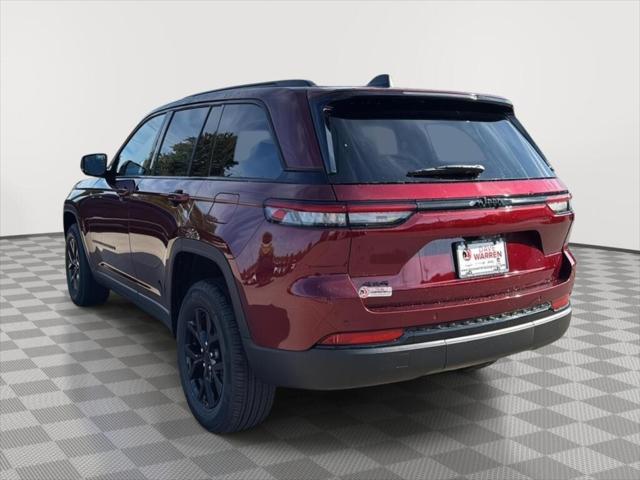 2025 Jeep Grand Cherokee GRAND CHEROKEE ALTITUDE 4X4