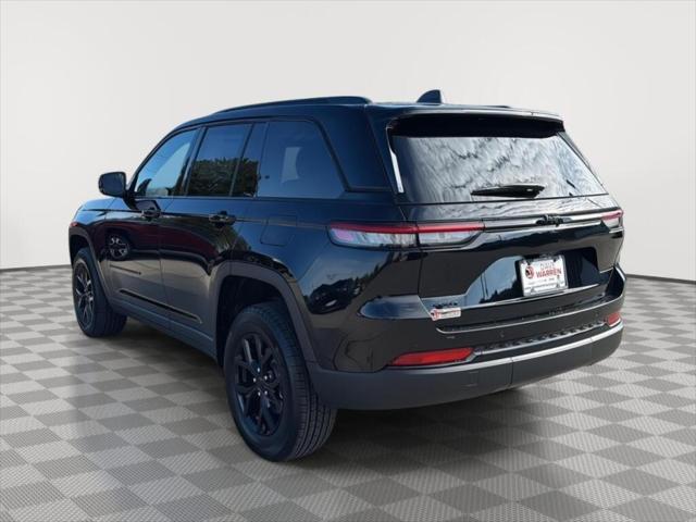 2025 Jeep Grand Cherokee GRAND CHEROKEE ALTITUDE 4X4