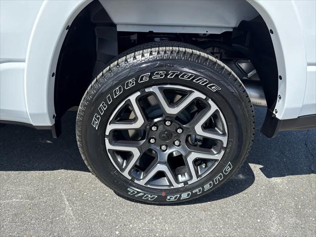 2026 Ram 1500 Laramie Crew Cab 4x4 5'7" Box