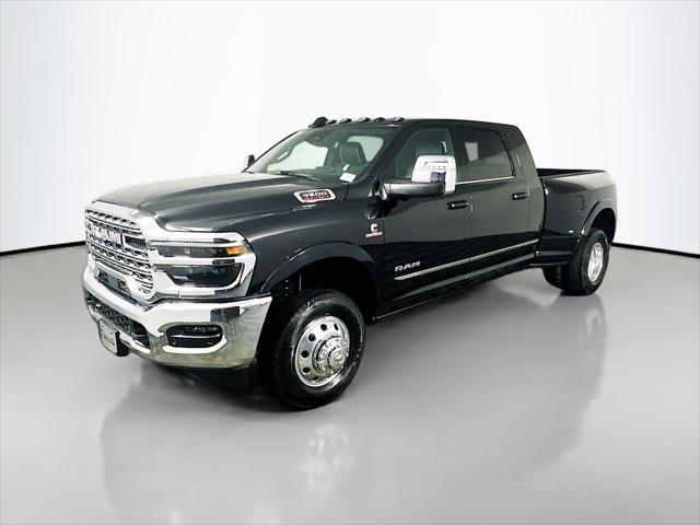 2026 RAM 3500 RAM 3500 LIMITED MEGA CAB 4X4 64 BOX