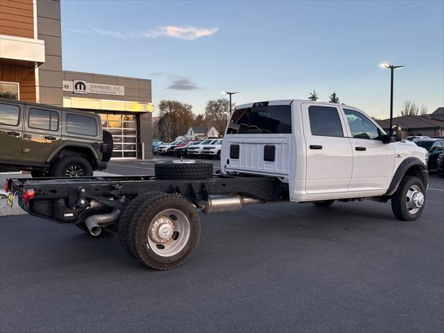 2026 RAM Ram 5500 Chassis Cab RAM 5500 TRADESMAN CHASSIS CREW CAB 4X4 84 CA