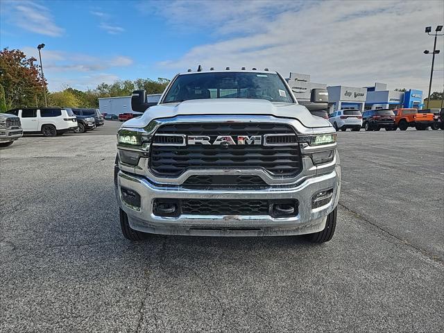 2026 RAM Ram 5500 Chassis Cab RAM 5500 BIG HORN CHASSIS CREW CAB 4X4 84 CA