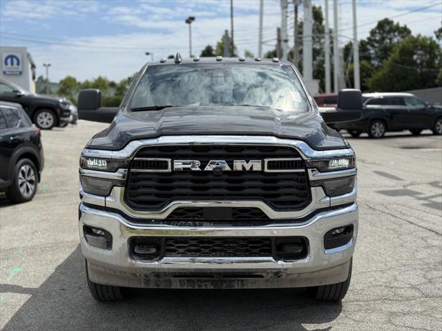 2026 RAM Ram 2500 RAM 2500 TRADESMAN CREW CAB 4X4 64 BOX 2026 RAM Ram 2500 RAM 2500 TRADESMAN CREW CAB 4X4 64 BOX