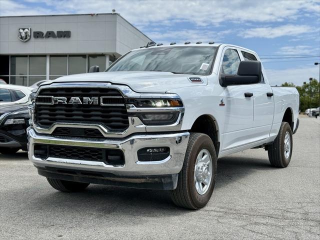2026 RAM Ram 2500 RAM 2500 TRADESMAN CREW CAB 4X4 64 BOX