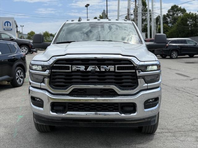 2026 RAM Ram 2500 RAM 2500 TRADESMAN CREW CAB 4X4 64 BOX