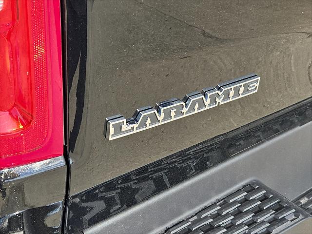2026 Ram 1500 Laramie Crew Cab 4x4 5'7" Box