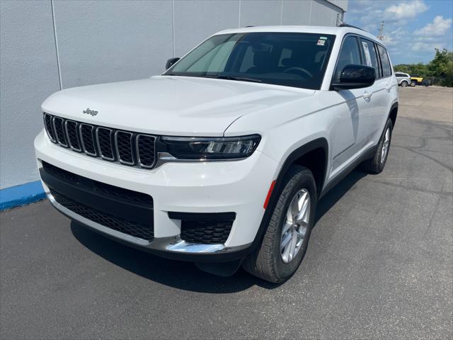 2023 Jeep Grand Cherokee L Laredo 4x4 2023 Jeep Grand Cherokee L Laredo 4x4