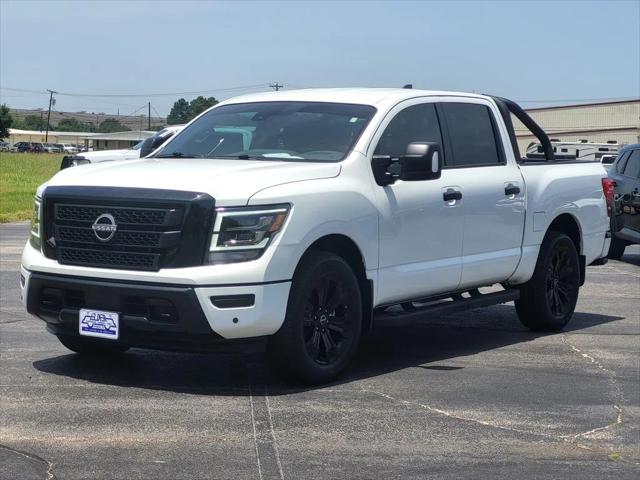 2023 Nissan TITAN Crew Cab SV 4x4