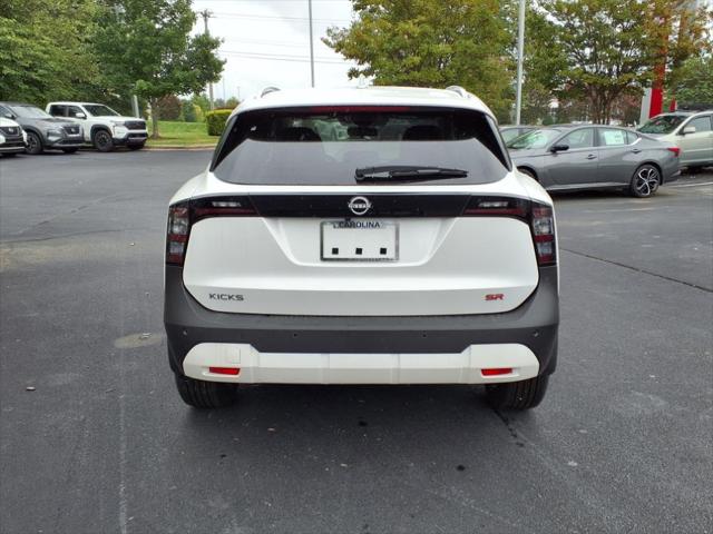 2025 Nissan Kicks SR FWD
