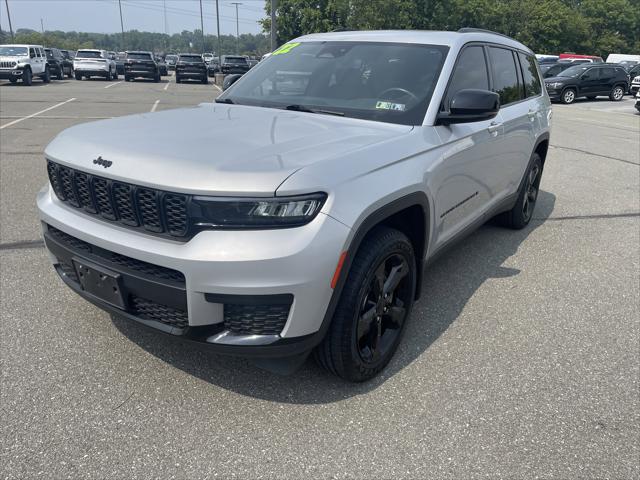 2022 Jeep Grand Cherokee L Altitude 4x4 2022 Jeep Grand Cherokee L Altitude 4x4