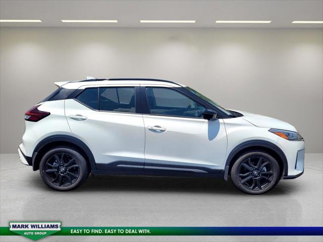 2024 Nissan Kicks SR Xtronic CVT